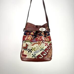 Vintage killum art design bucket purse / bag with silver buckle